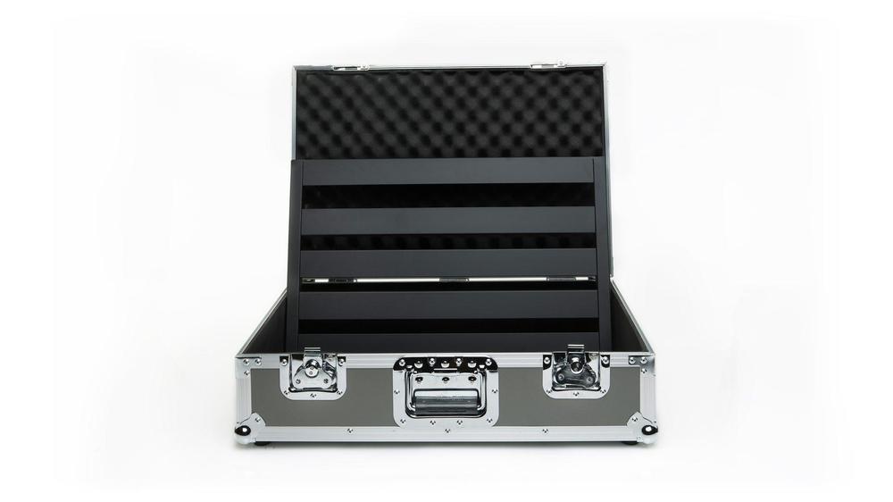  Pedaltrain Novo 24 with Tour Case Pedal Boards